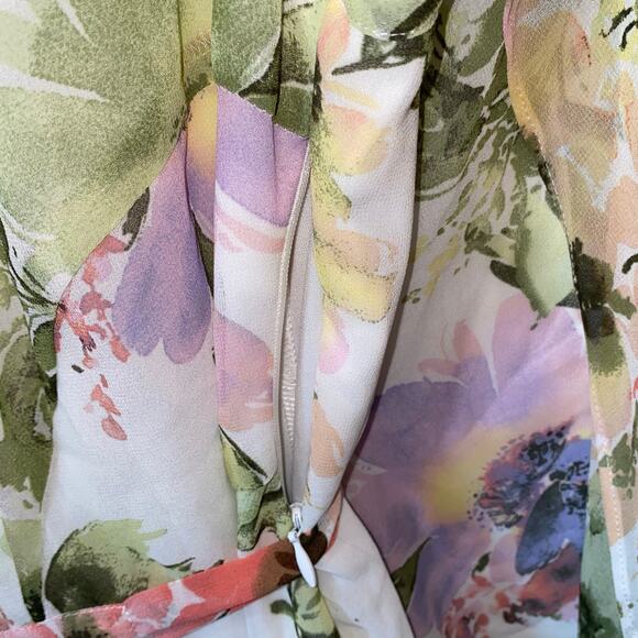Seventh Avenue Sheer Floral Dress w/ white lining and cape sleeves, Size 8 - Picture 11 of 13